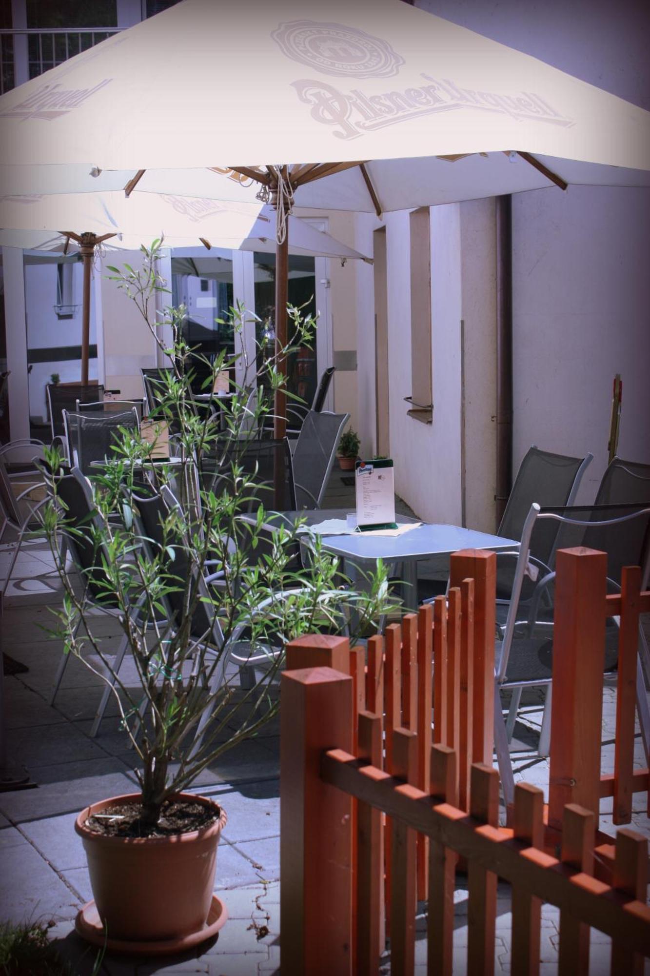 Penzion a CaféRestaurant U lávky Chrudim Exteriér fotografie